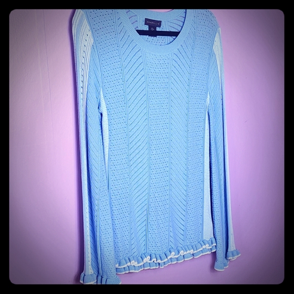 AMARYLLIS - Picture 1 of 7